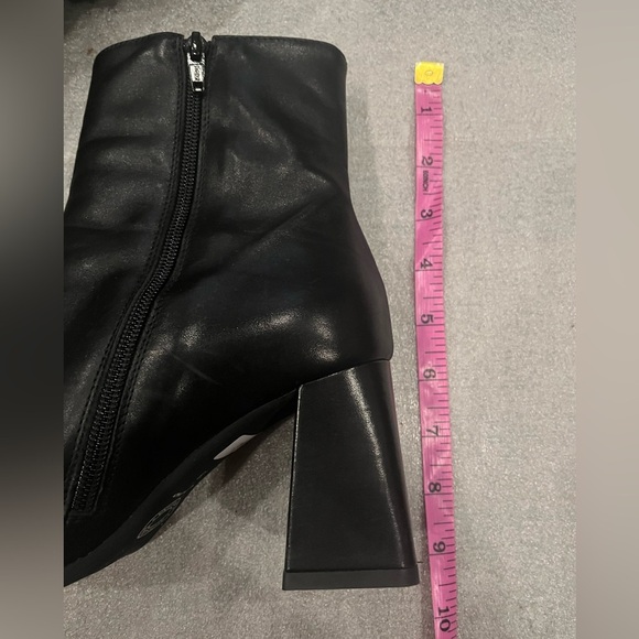 [38/US7]Lavorazion Artigiana Ateliers Black Ankle Block Heel Boots Y2K Buckle - Picture 6 of 10